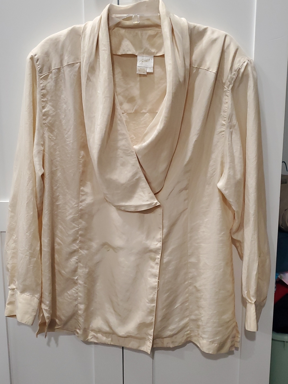 Silky Cream Draped Collar Women's Blouse Vintage 100% Silk